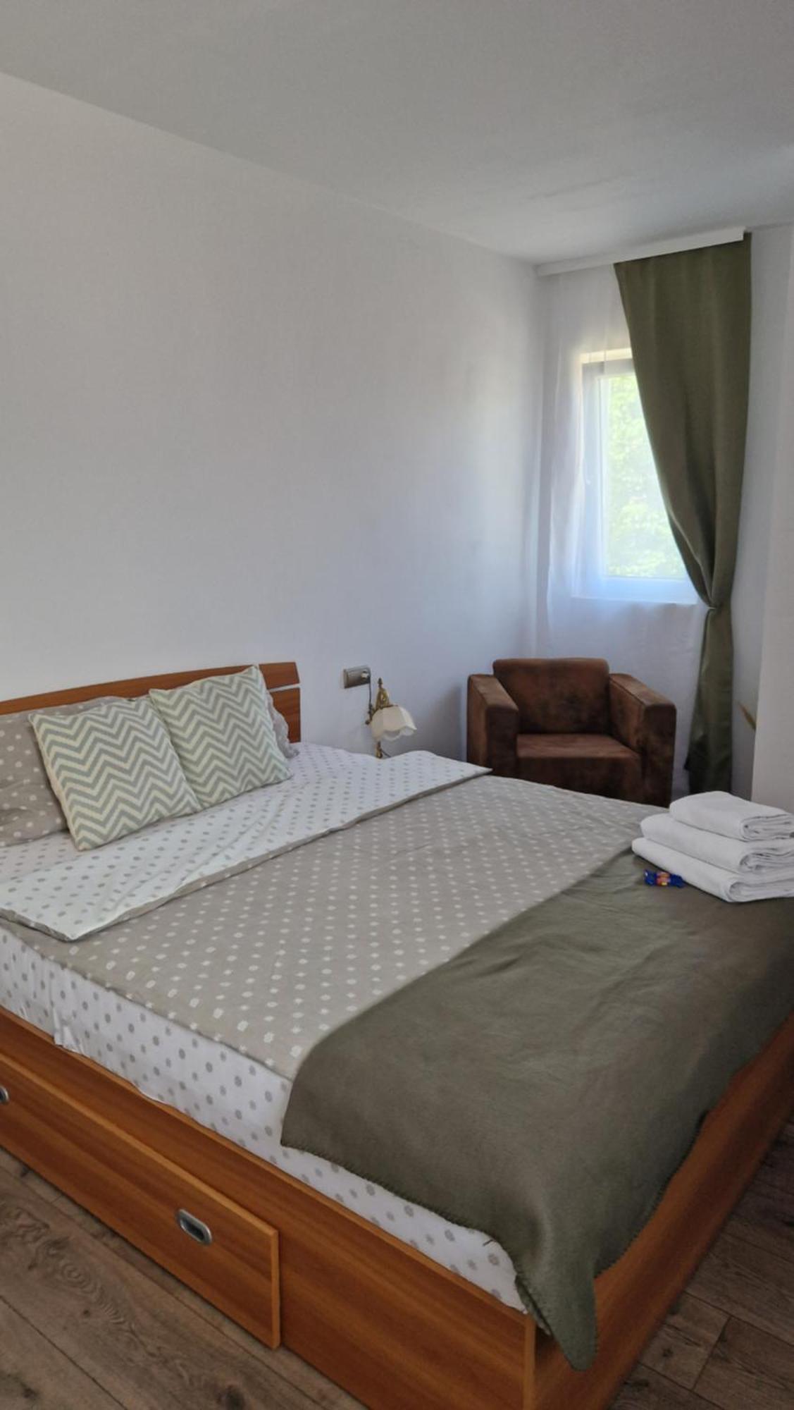 Huesca House Hotel Turda Eksteriør billede